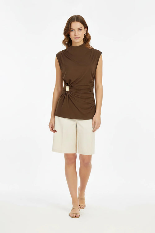 Bermuda - 532099 - ARE - Reina Diaz