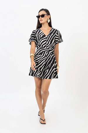 Mono - 560474 - BLA - Reina Diaz