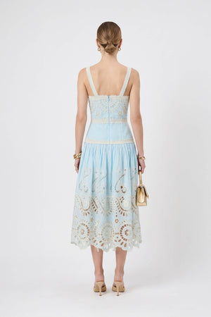 Viviana Embroidered-Cutout Cami Midi Vestido 526200