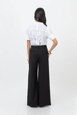 Victoria Guipure-Detail Smocked-Neck Blusa 554218