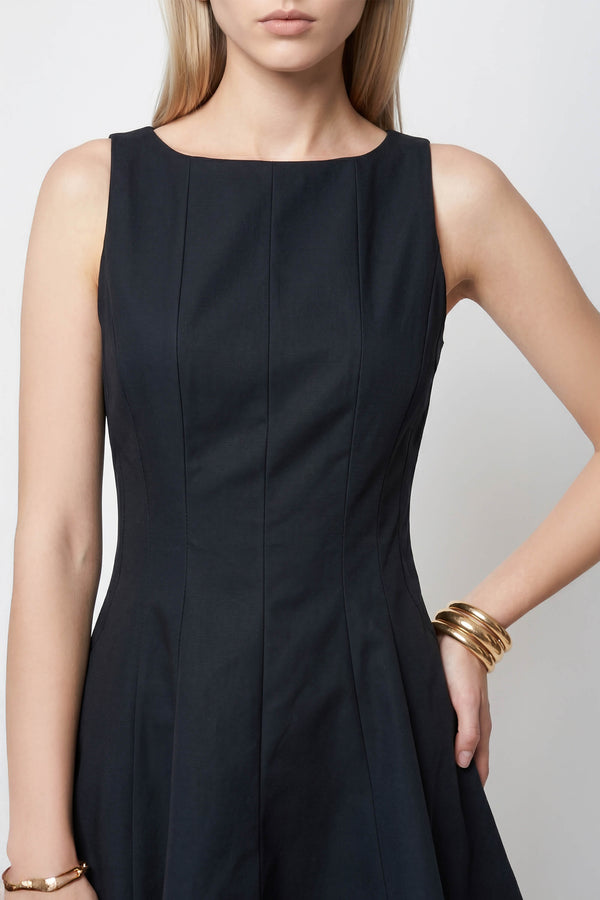 Toscana Sleeveless Crew-Neck Vestido Corto 723175