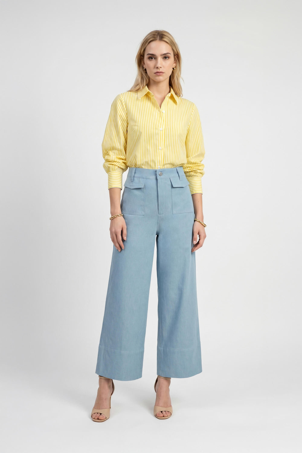 Martina Button-Down Puff-Sleeve Blusa