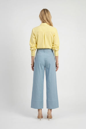 Martina Button-Down Puff-Sleeve Blusa