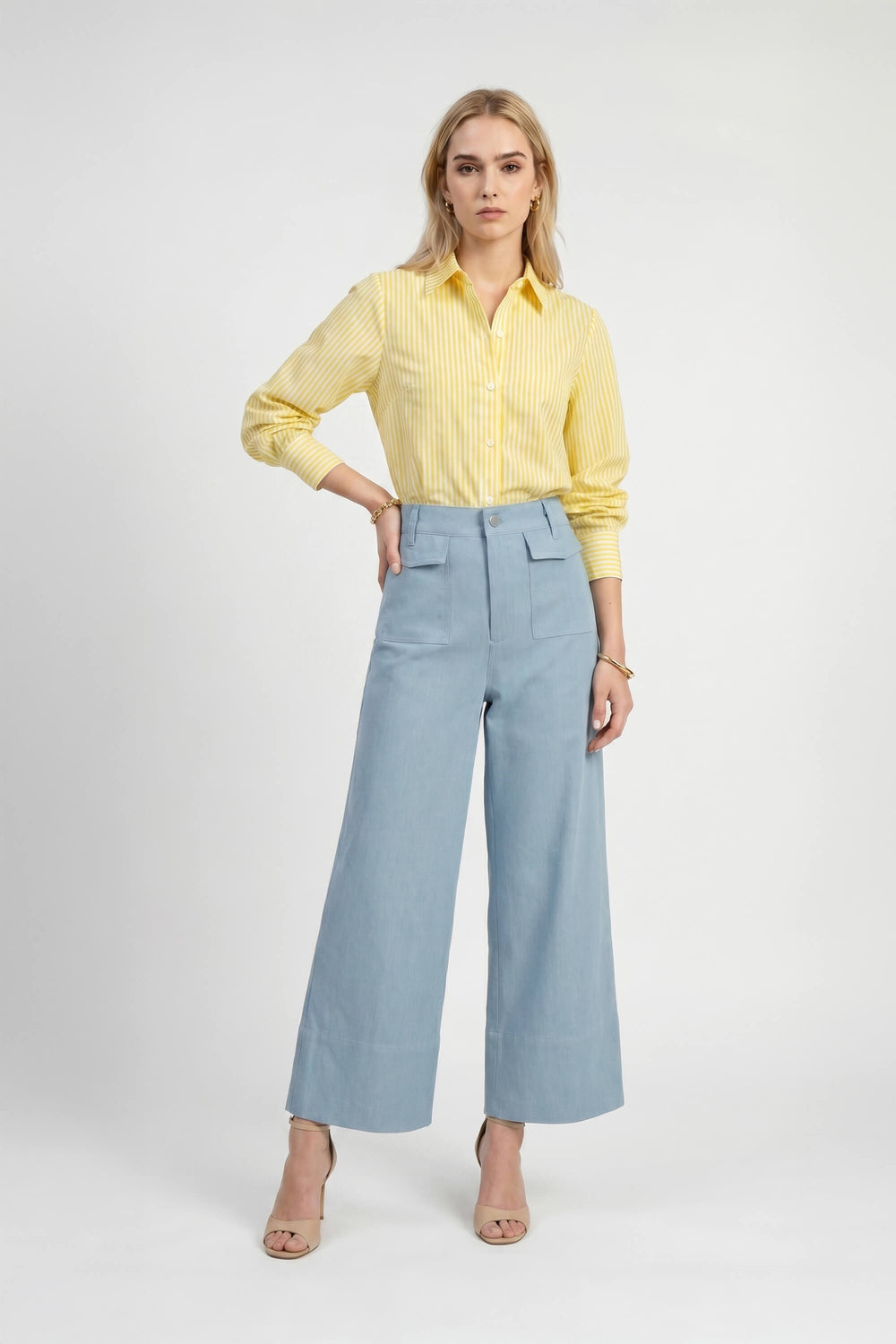 Martina Button-Down Puff-Sleeve Blusa