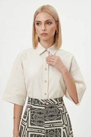 Camila One-Shoulder Smocked-Cuff Blusa 752992CRE