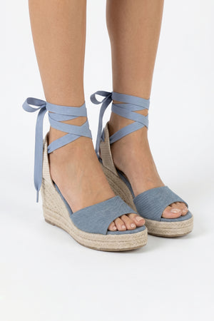 Inés Lace-Up Wedge Sandalias