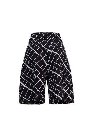 Antonia Asymmetric-Closure High-Waist Bermudas 731137EST - Reina Diaz