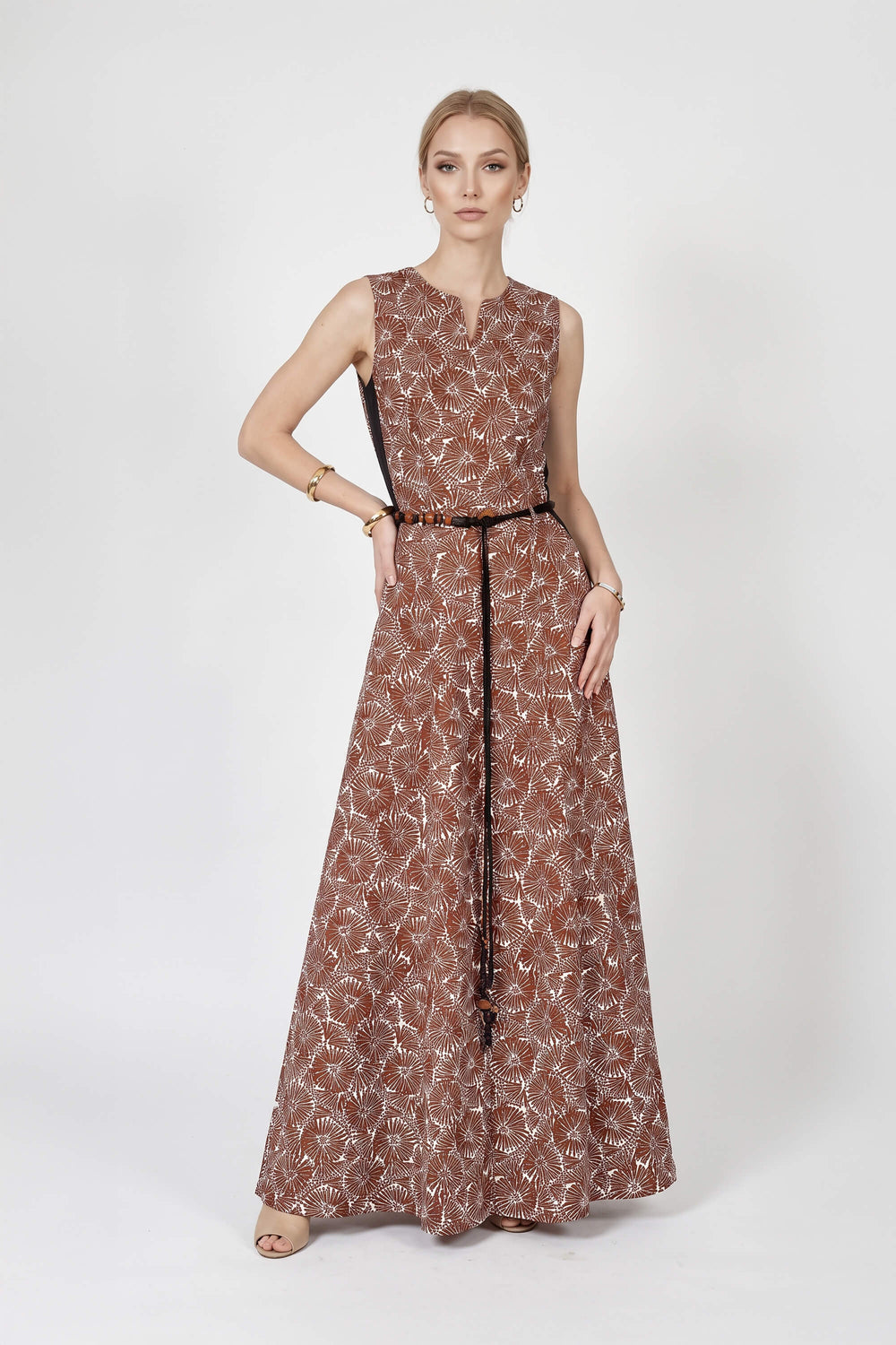 Berenice Printed Belted Maxi Vestido 723115 CAF - Reina Diaz