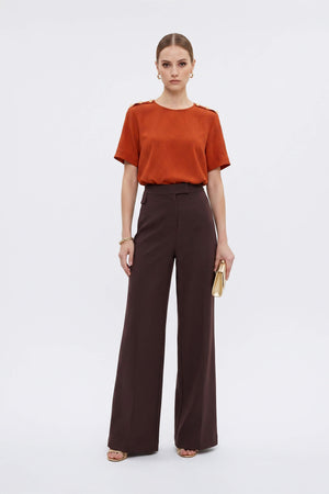 Bianca Shoulder-Button Short-Sleeve Blusa 554322 B - Reina Diaz