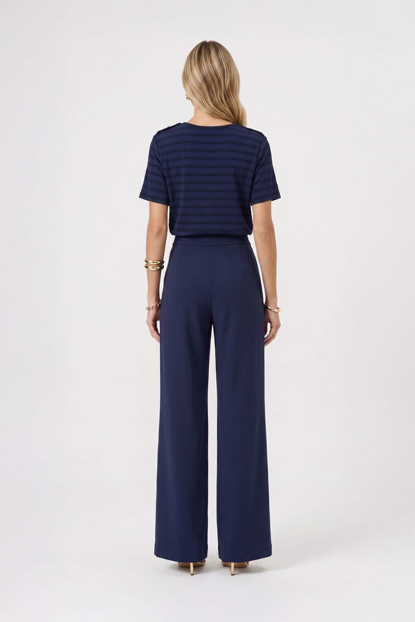 Bianca Shoulder-Button Short-Sleeve Blusa 554322 MOC/NAV/LAD/IVO - Reina Diaz