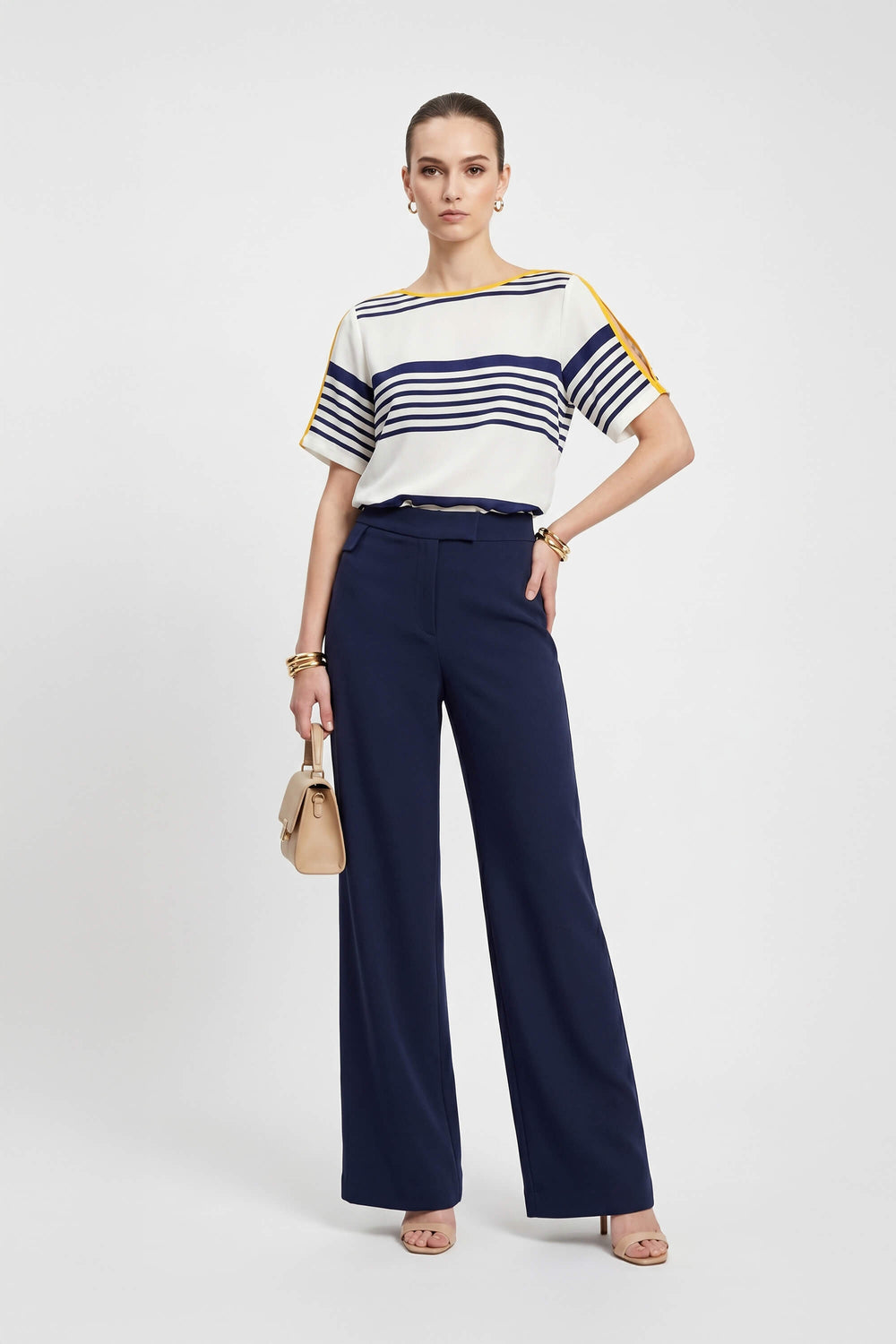 Ines Wrap-Design Tie-Waist Blusa 752999 AMA - Reina Diaz