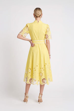 Isabella Embroidered Midi Vestido 526198 AMA - Reina Diaz