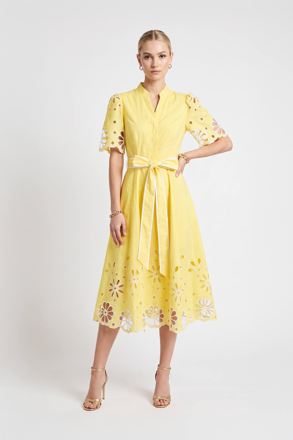 Isabella Embroidered Midi Vestido 526198 AMA - Reina Diaz