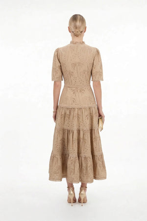 Juliana Eyelet Midi Vestido - Reina Diaz