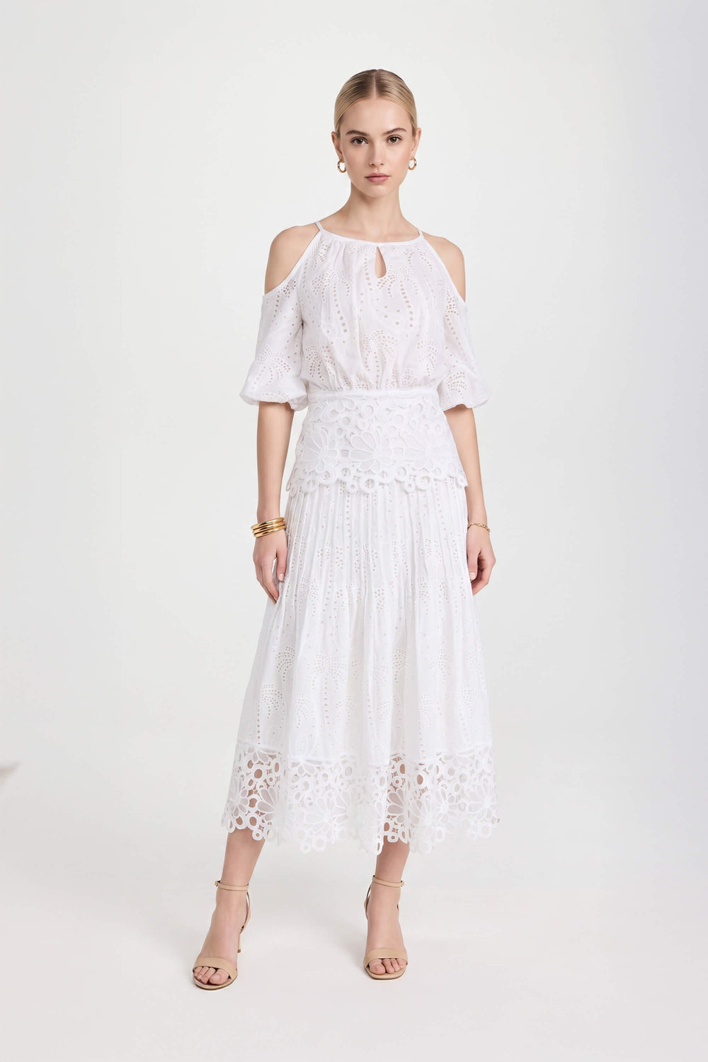 Julieta Cold-Shoulder Lace Blusa 752922 HUE - Reina Diaz