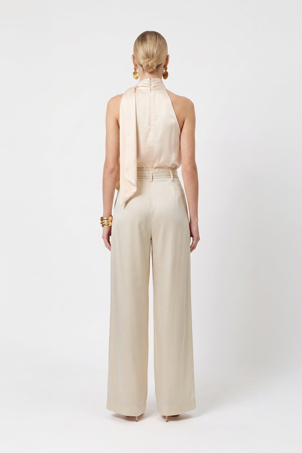 Martina Tie-Neck Sleeveless Blusa 554293 LAT - Reina Diaz