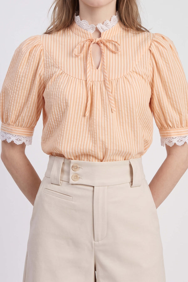 Mia High-Neck Lace Striped Blusa 752952 NAR - Reina Diaz