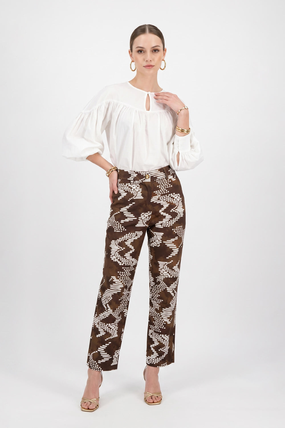 Mia Printed High-Waist Straight-Leg Pantalón 731130 CAF - Reina Diaz