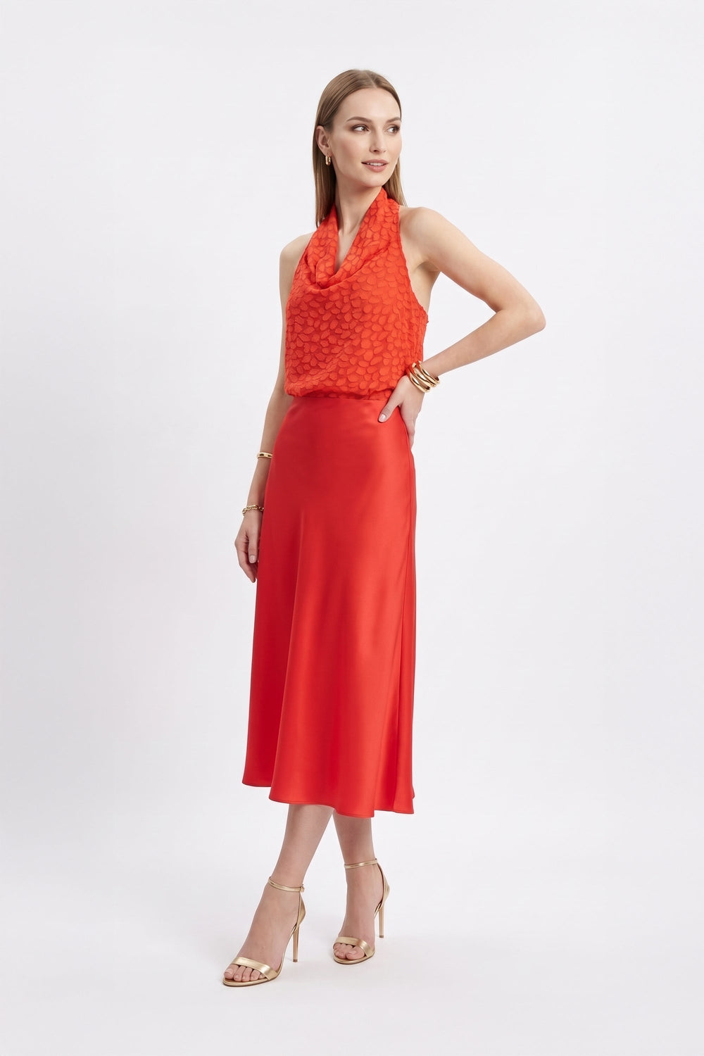 Millie Cowl Halter Top 752629 ROJ - Reina Diaz
