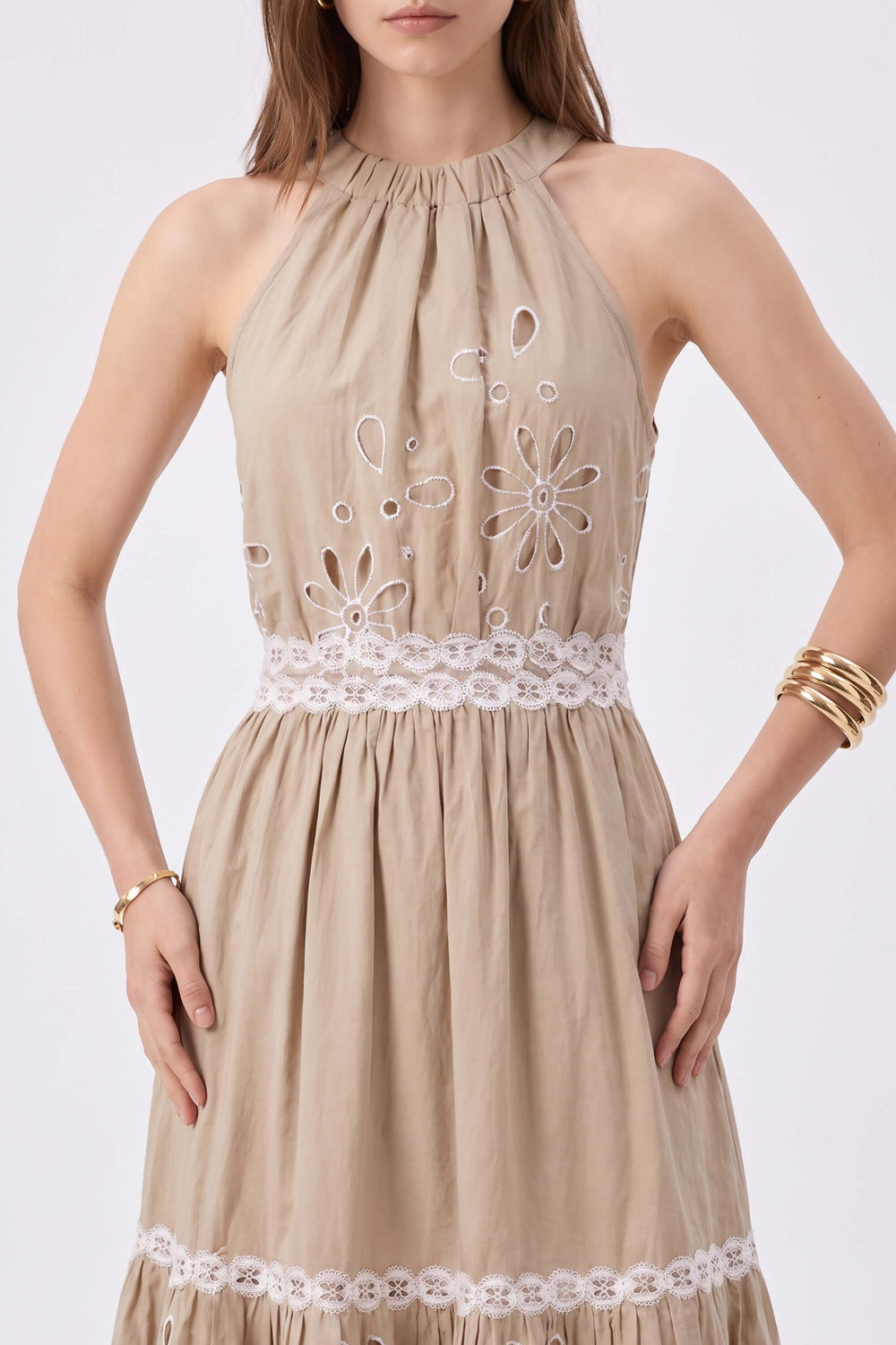 Olimpia Halter Embroidered Midi Vestido 526201 KAK - Reina Diaz