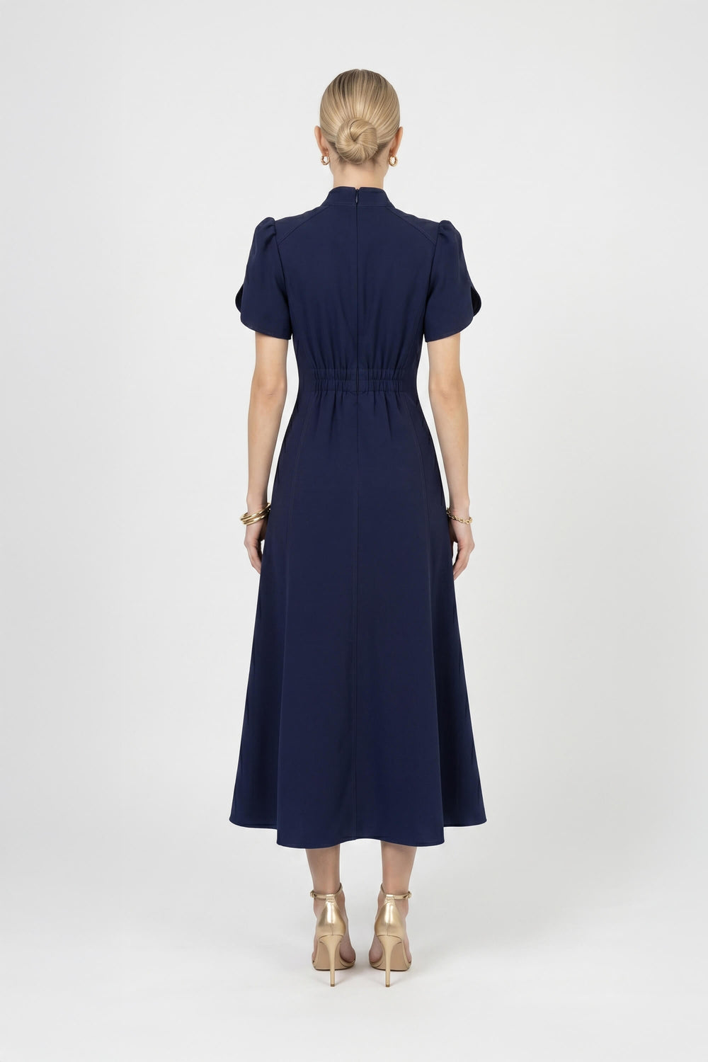 Romina High-Neck Keyhole Midi Vestido 526305 MAR - Reina Diaz