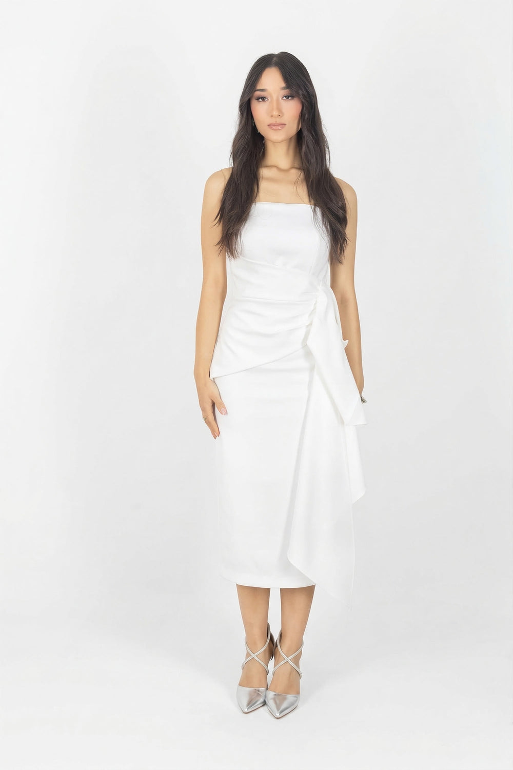 Ryleigh Strapless Midi Vestido - Reina Diaz
