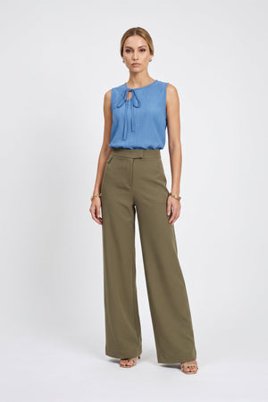 Valeria Asymmetric Halter Sleeveless Blusa 752866 - Reina Diaz