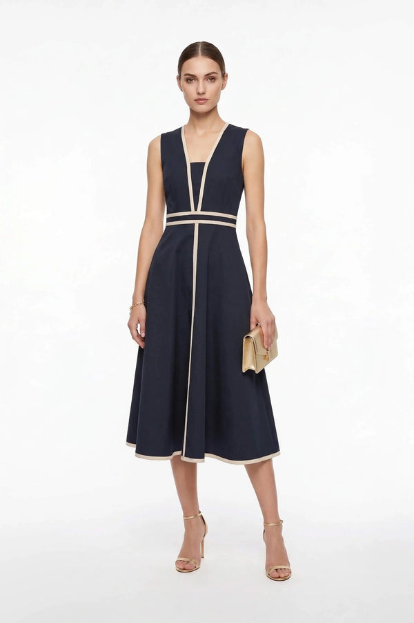 Victoria V - Neck A - Line Vestido - Reina Diaz