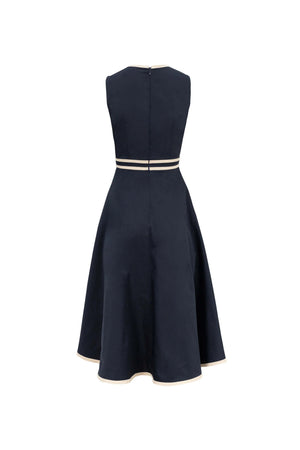 Victoria V - Neck A - Line Vestido - Reina Diaz