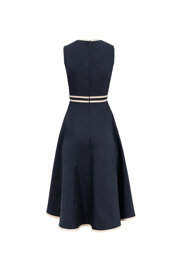 Victoria V - Neck A - Line Vestido - Reina Diaz