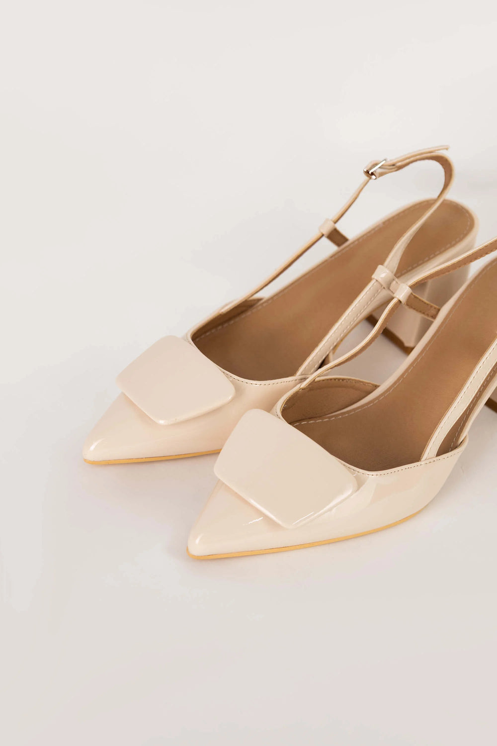 Zapato - ZA02356 - BEI - Reina Diaz